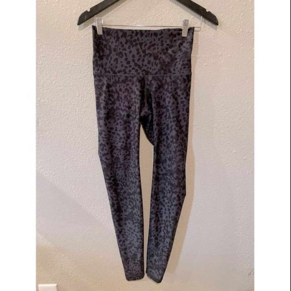 Old Navy Active leggings powersoft animal print